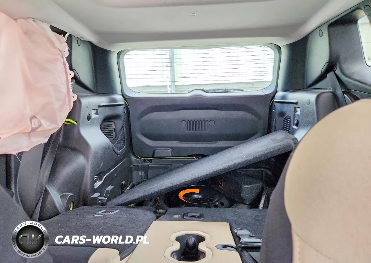 2017 Jeep Renegade Latitude VIN:ZACCJBBB5HPF58307 - 10