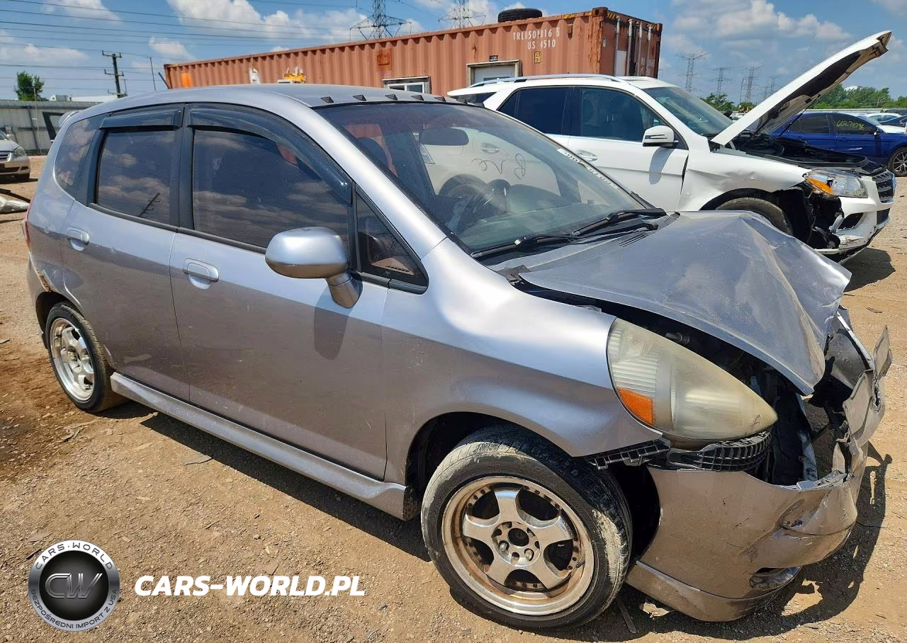 2008 Honda Fit Sport VIN:JHMGD37618S007827 - 4