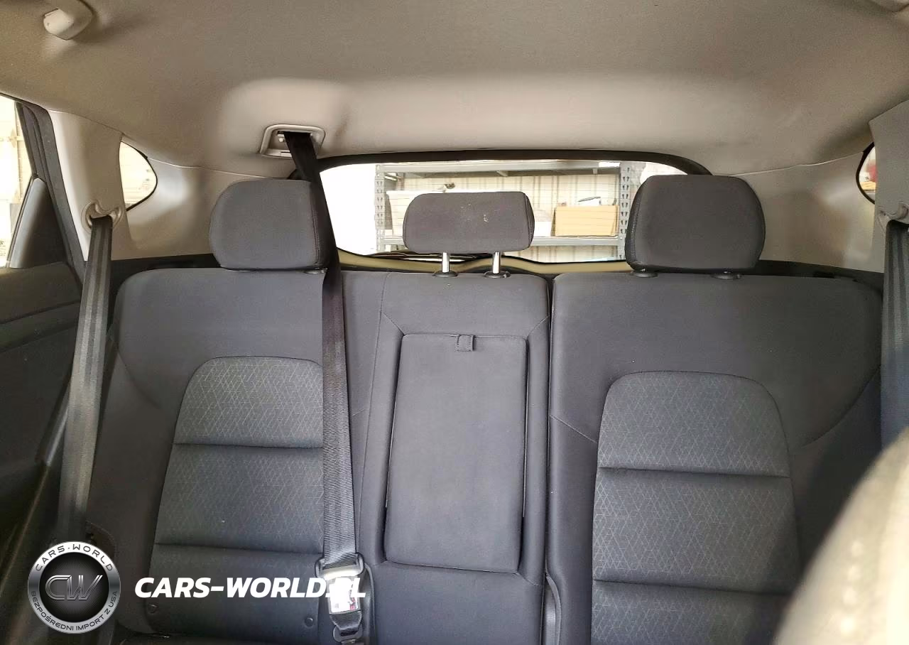 2018 Hyundai Tucson Se VIN:KM8J23A4XJU761352 - 10