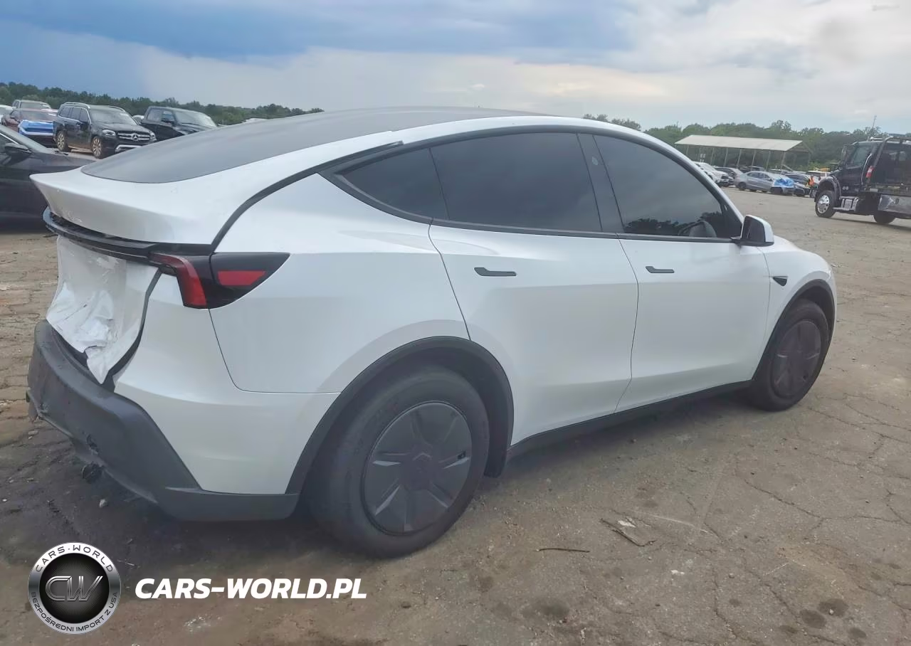 2026 Tesla Mdl Y VIN:7SAYGDED9TA585846 - 3