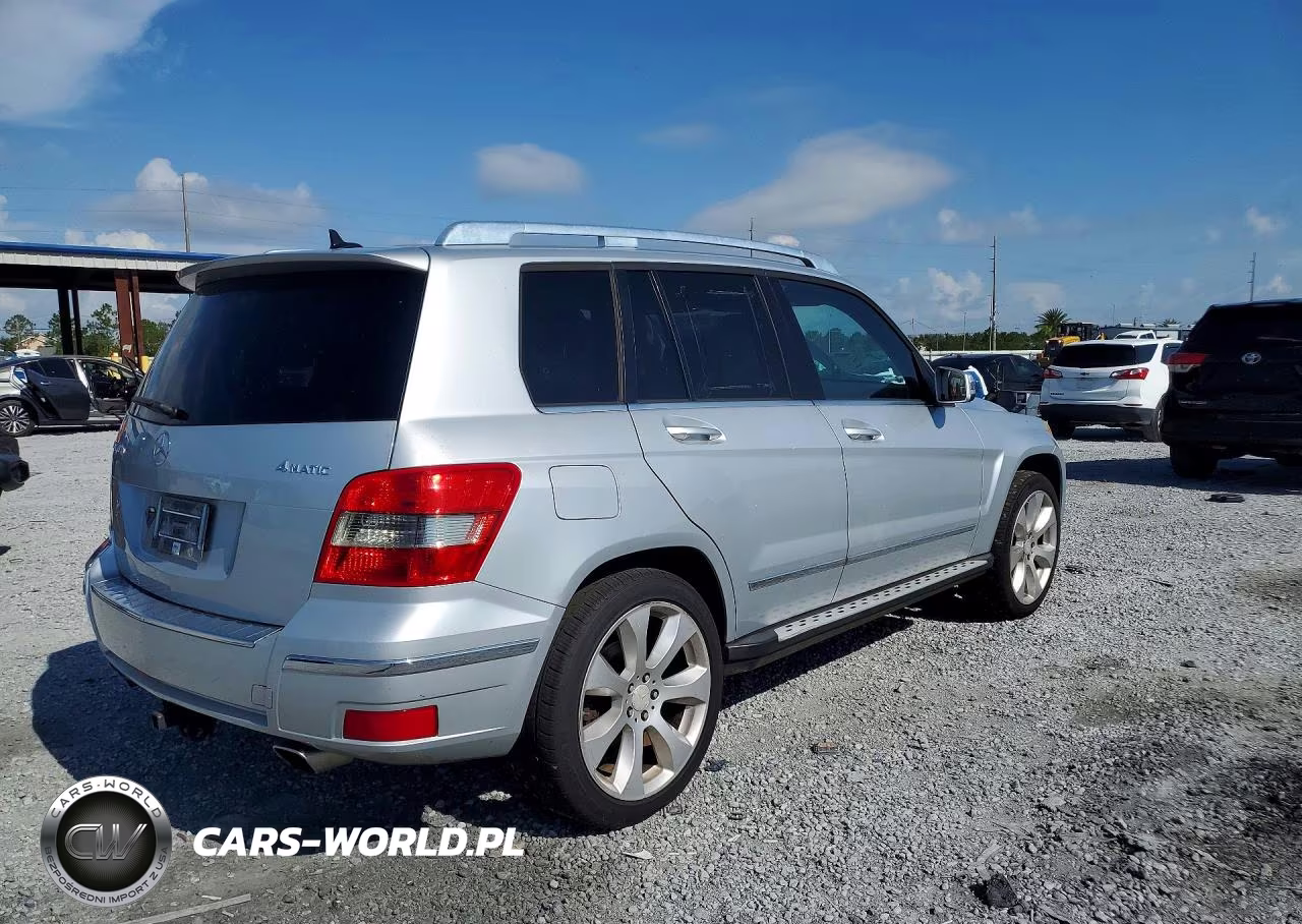 2010 Mercedes-Benz Glk 350 4Matic VIN:WDCGG8HB1AF321648 - 3