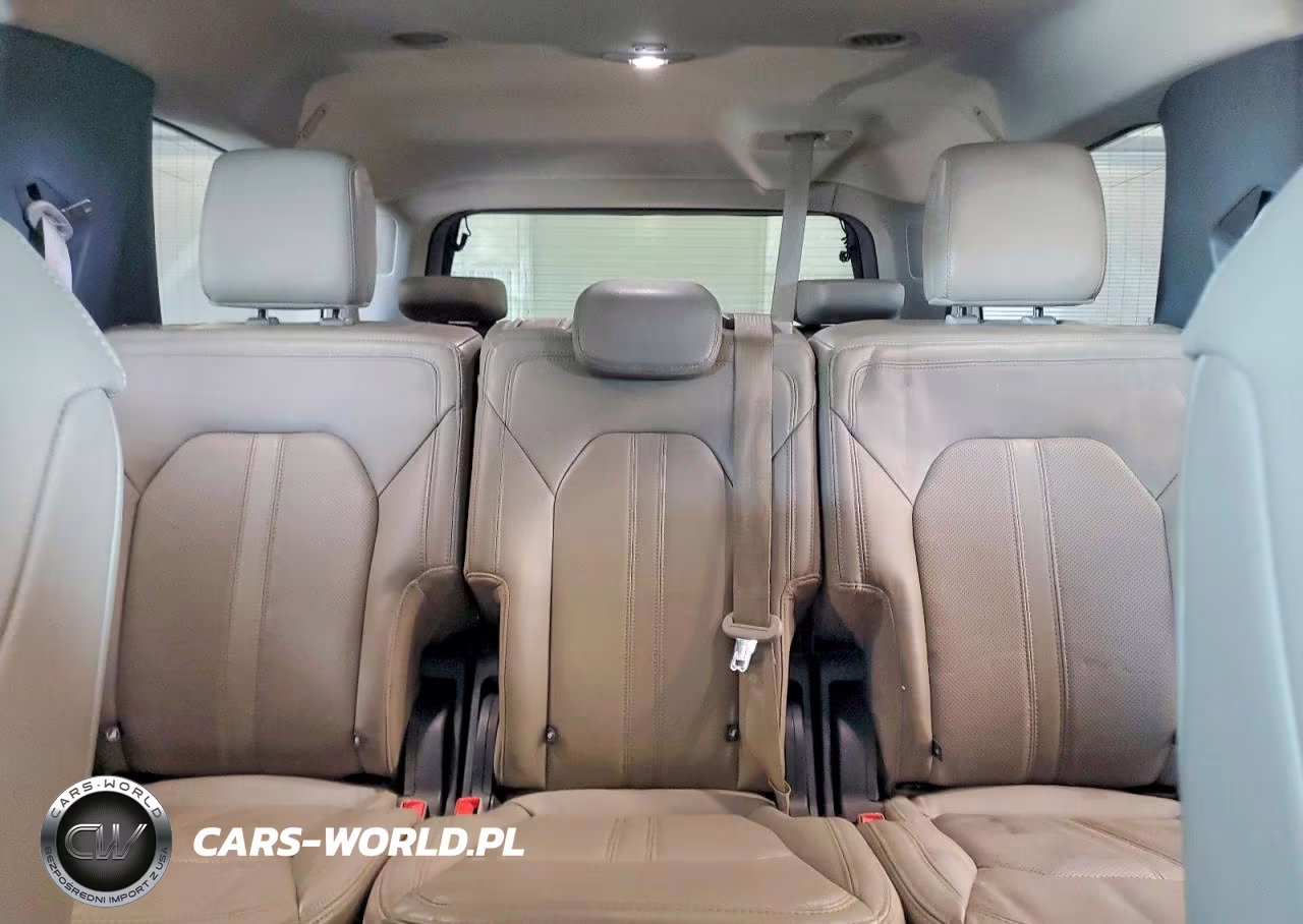 2019 Ford Expedition Max Limited VIN:1FMJK2AT1KEA66433 - 10