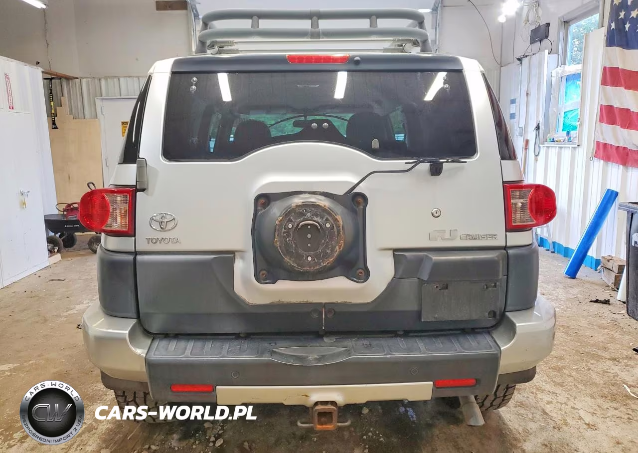 2007 Toyota Fj Cruiser Base VIN:JTEBU11F670058240 - 6