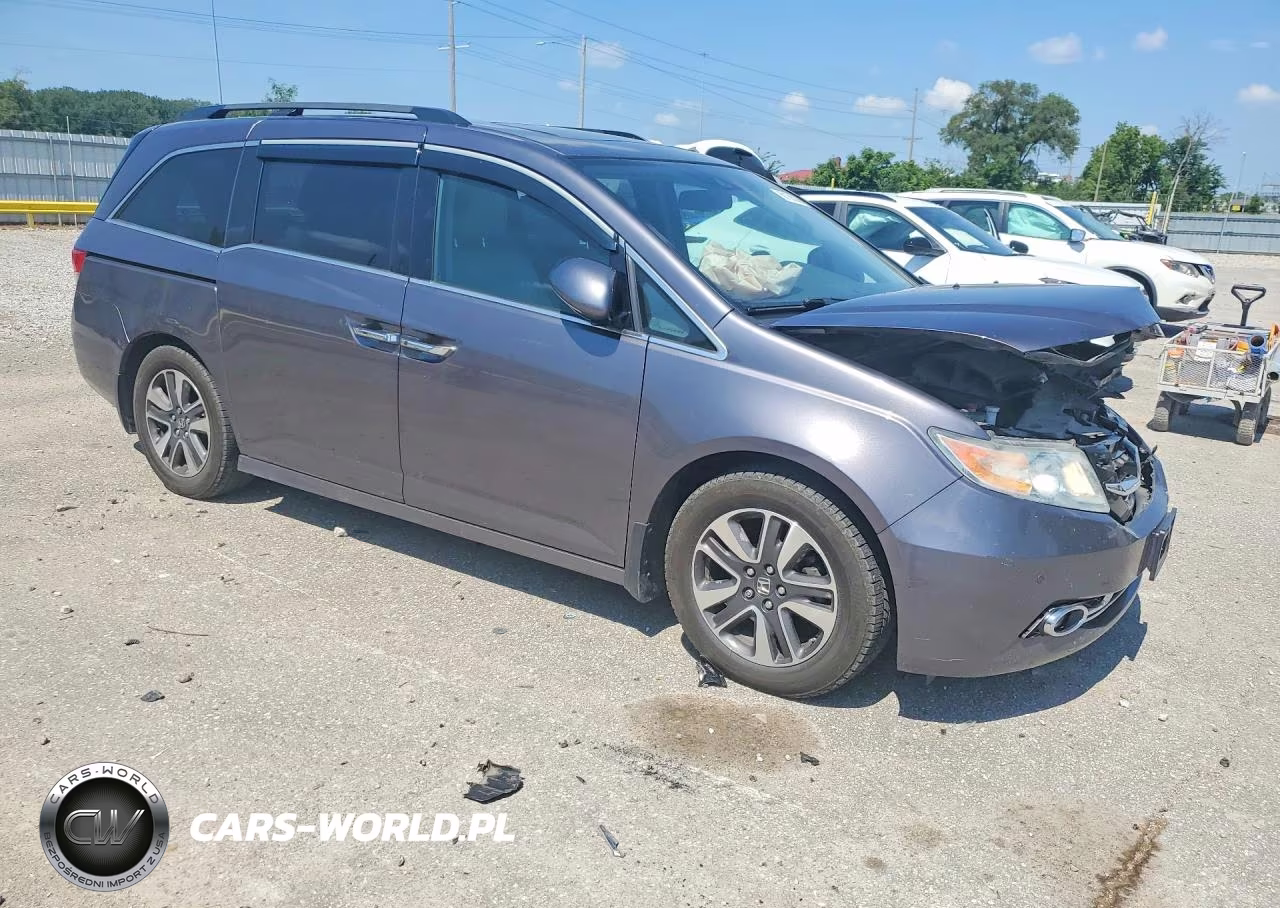 2015 Honda Odyssey Touring-Touring Elite VIN:5FNRL5H90FB507554 - 4