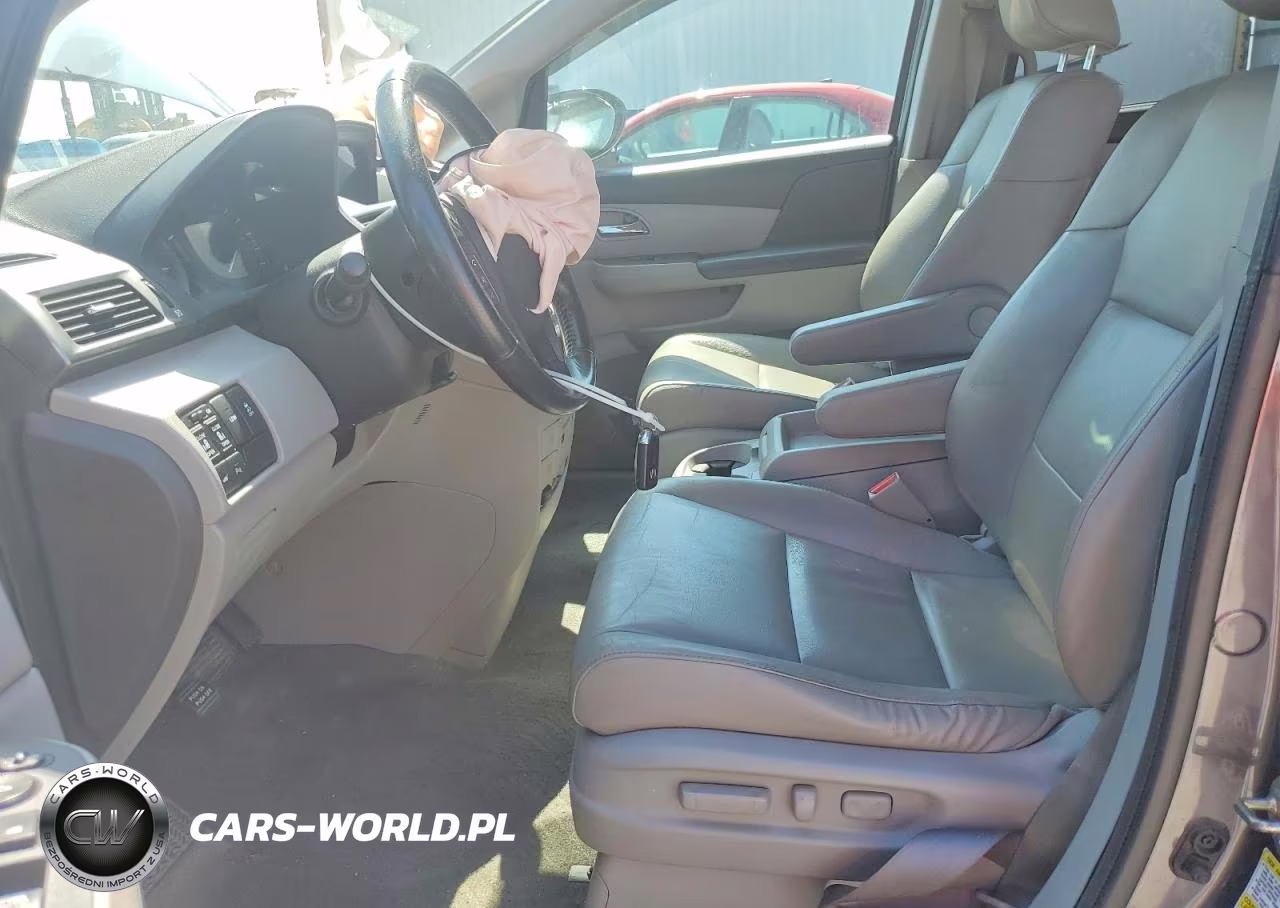 2015 Honda Odyssey Touring-Touring Elite VIN:5FNRL5H90FB507554 - 7