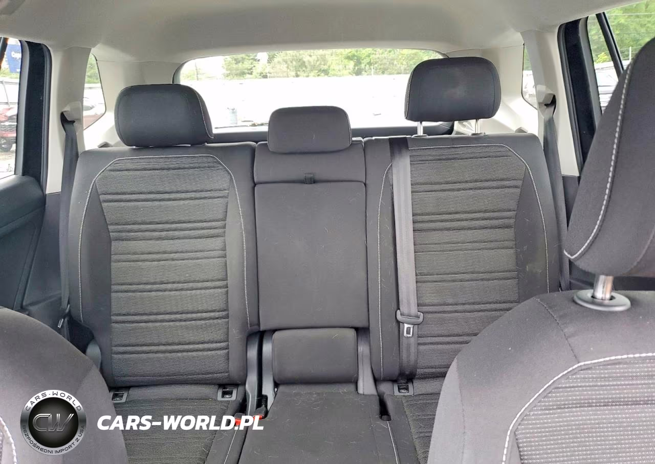 2024 Volkswagen Tiguan S VIN:3VVFB7AX7RM130152 - 10