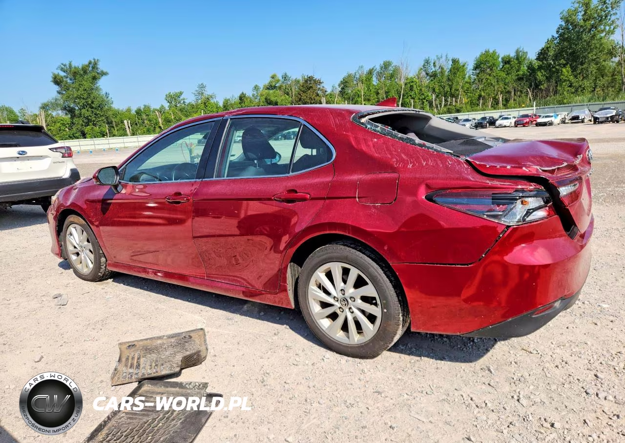2021 Toyota Camry Le VIN:4T1C11BK4MU044740 - 2