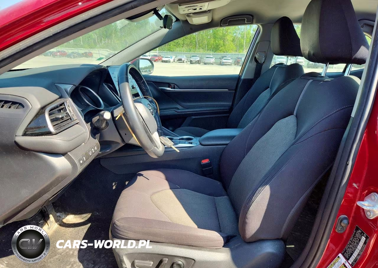 2021 Toyota Camry Le VIN:4T1C11BK4MU044740 - 7