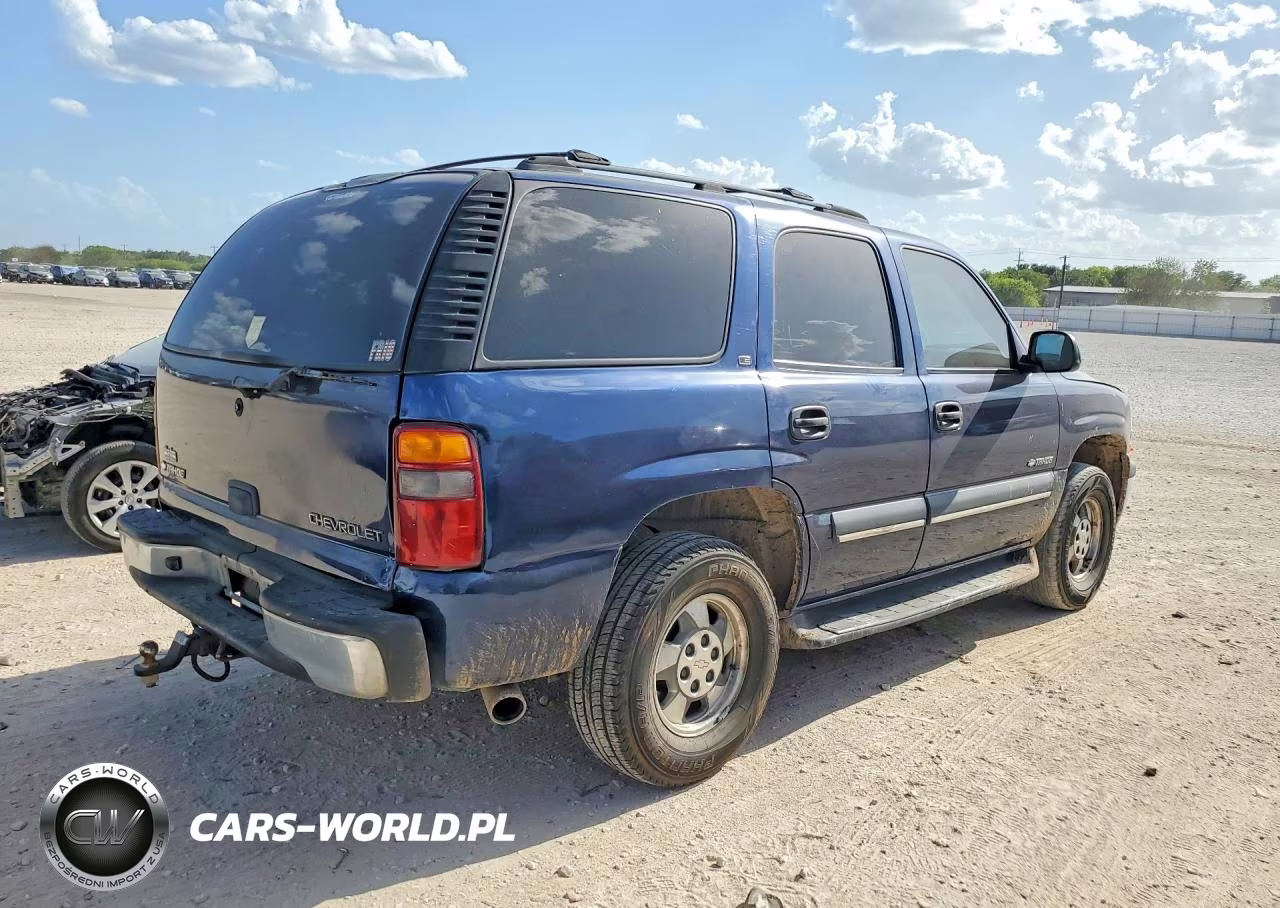 2002 Chevrolet Tahoe C1500 VIN:1GNEC13V72R313238 - 3