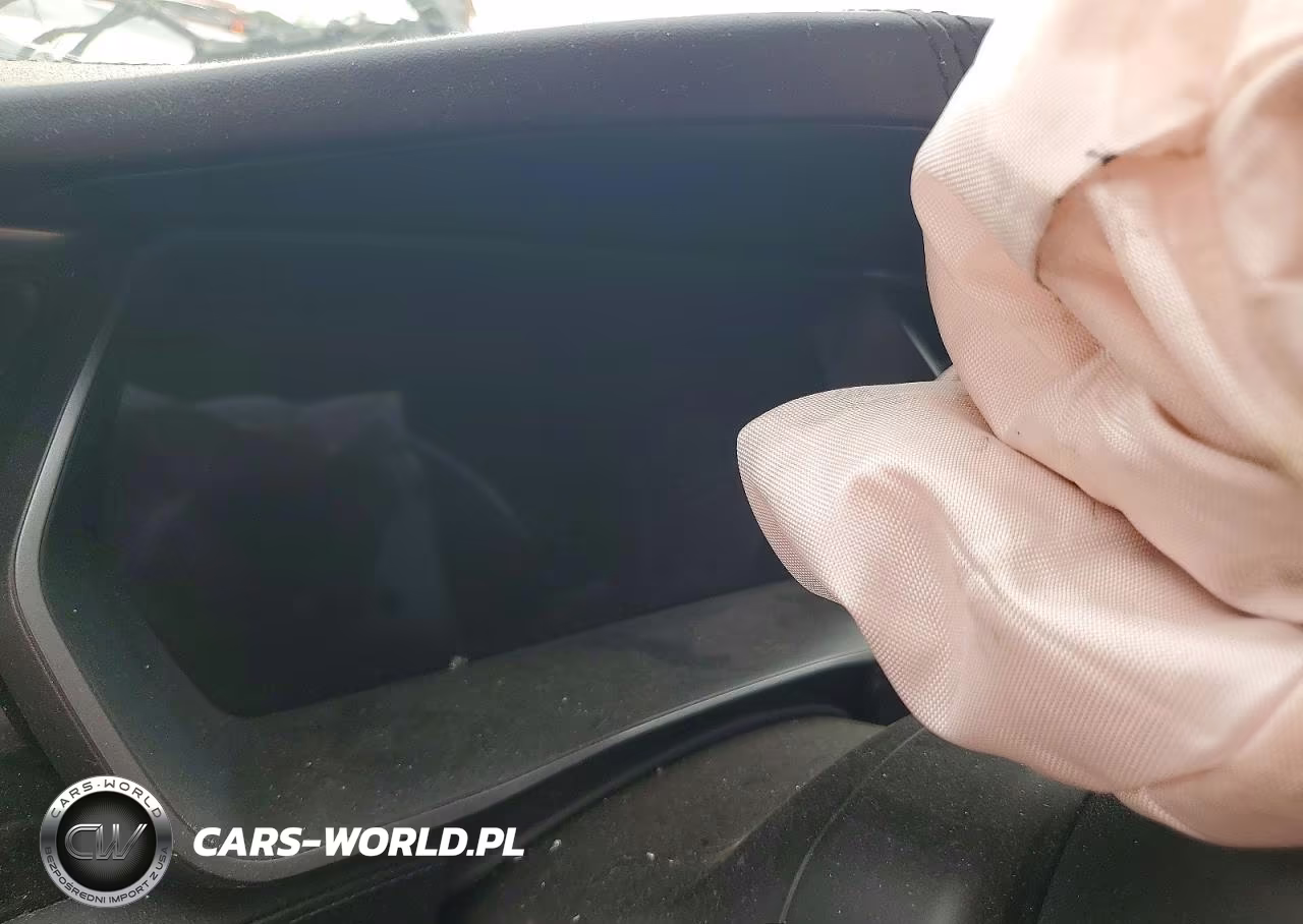 2018 Tesla Model S VIN:5YJSA1E24JF280725 - 9