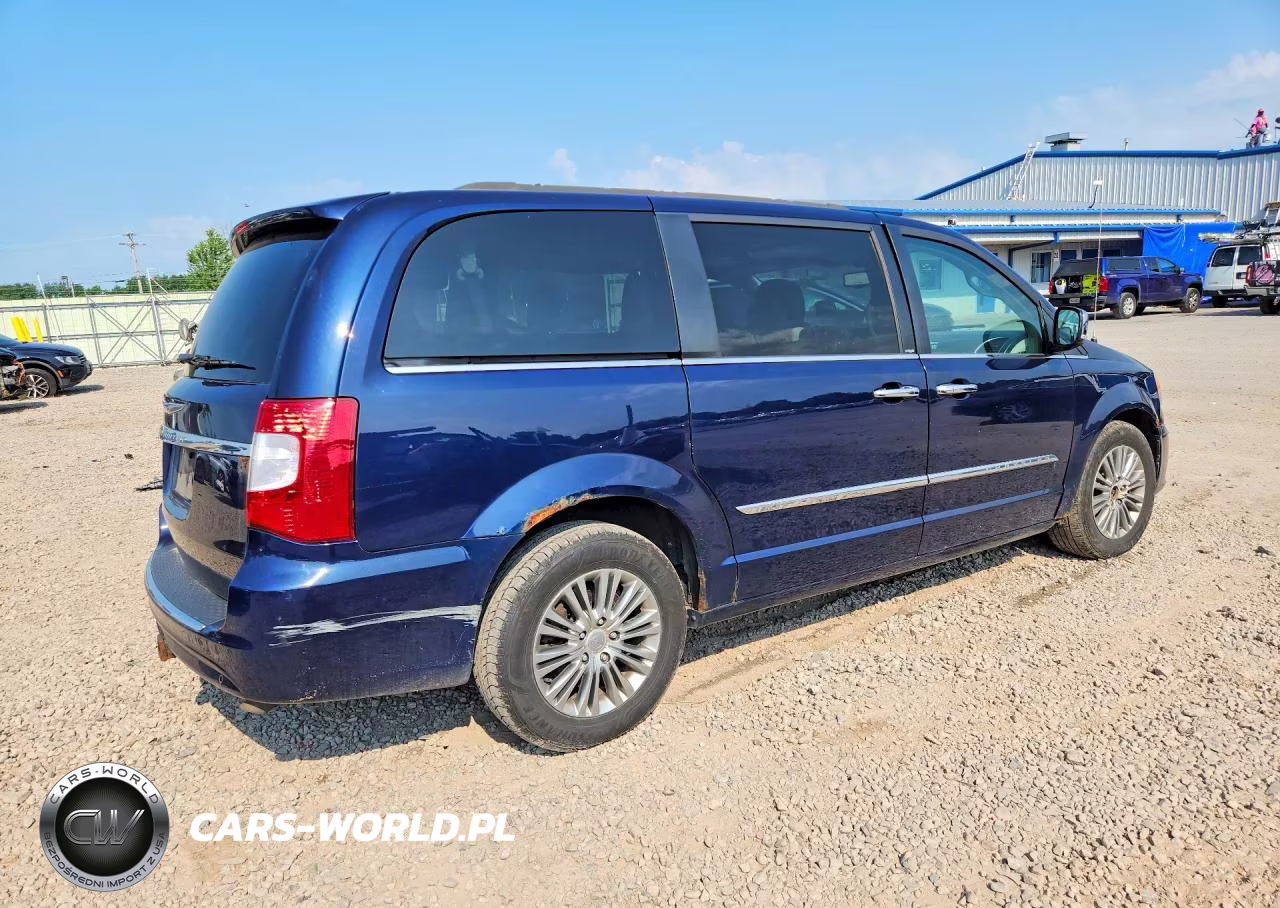 2014 Chrysler Town & Country Touring L VIN:2C4RC1CG4ER115971 - 3