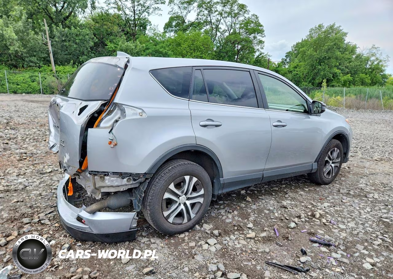 2018 Toyota Rav4 Le VIN:JTMBFREV9JJ211886 - 3