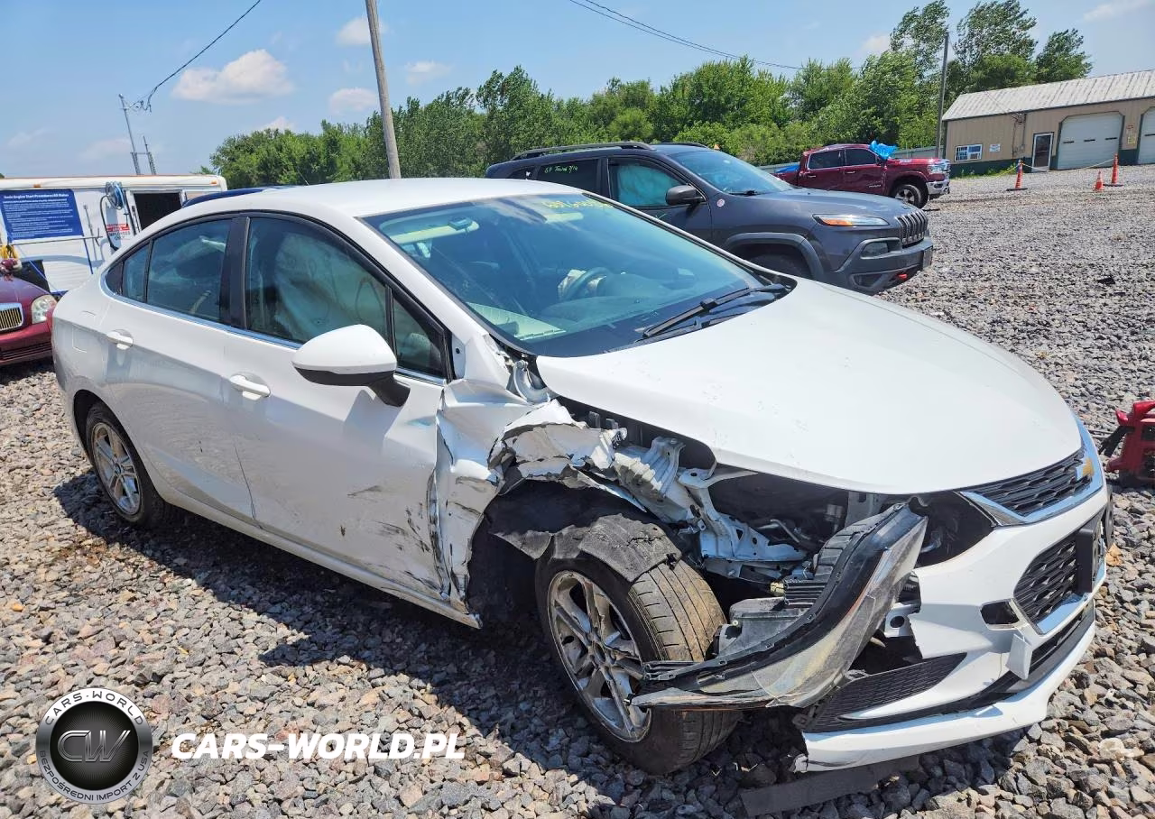 2016 Chevrolet Cruze Lt VIN:1G1BE5SM3G7233341 - 4