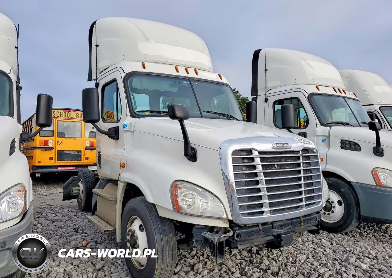 2019 Freightliner Cascadia 1 - Semi Truck