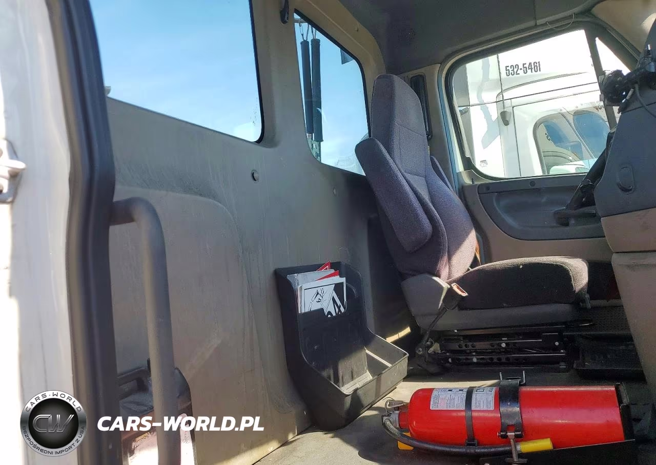 2019 Freightliner Cascadia 1 - Semi Truck VIN:3AKBGDDR0KSKS4646 - 6