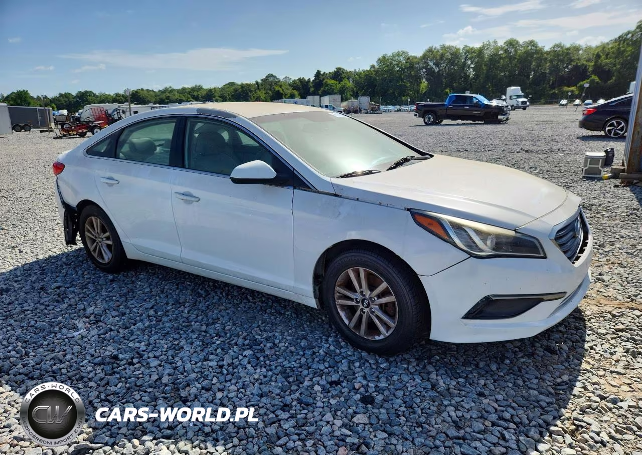 2016 Hyundai Sonata Se VIN:5NPE24AF4GH359388 - 4