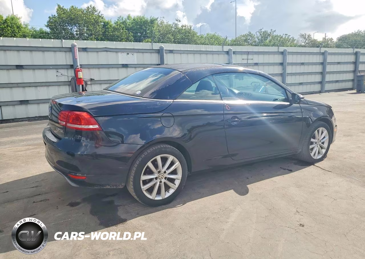 2013 Volkswagen Eos Komfort VIN:WVWBW8AH9DV000081 - 3