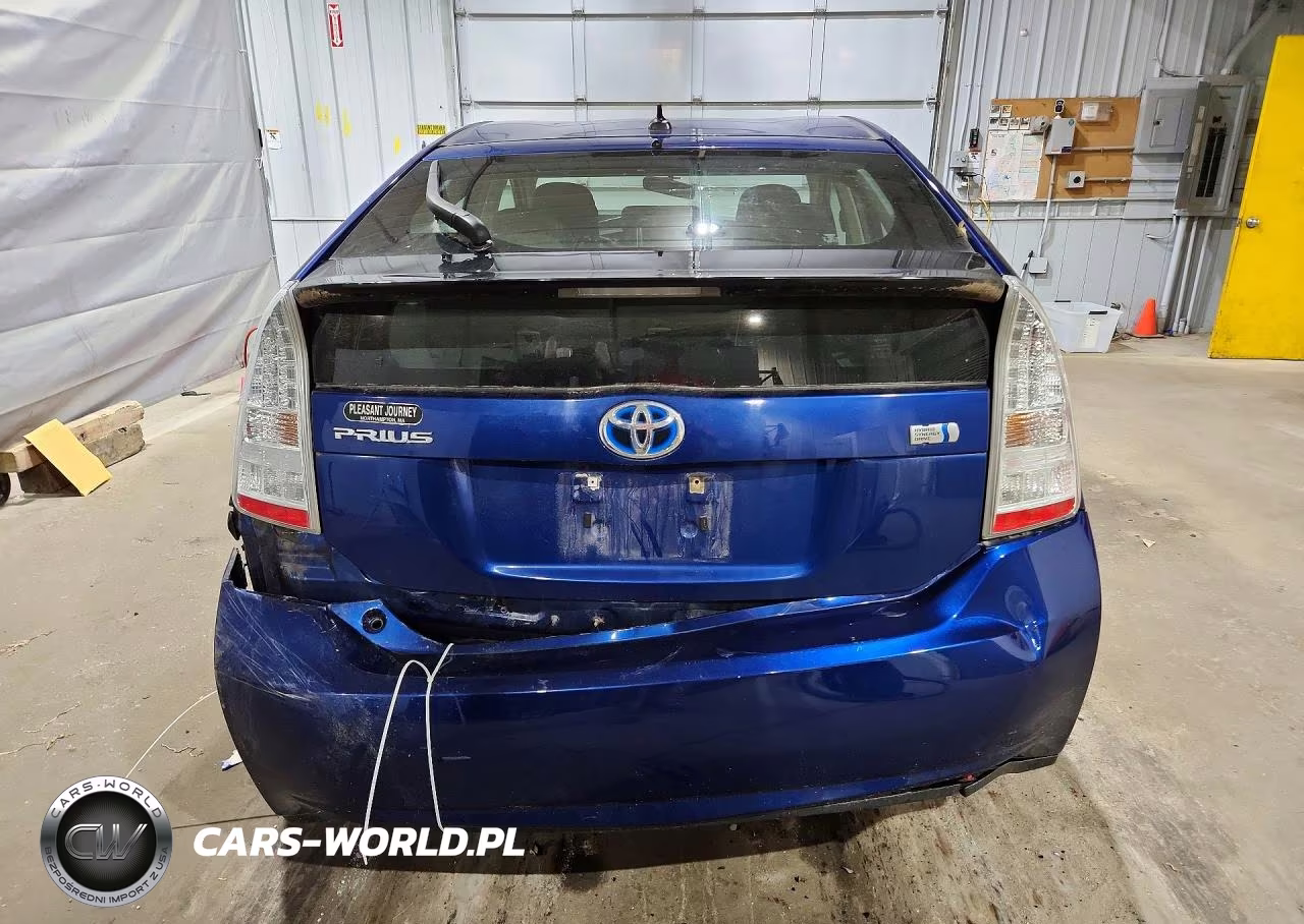 2011 Toyota Prius Three VIN:JTDKN3DU8B0307380 - 6