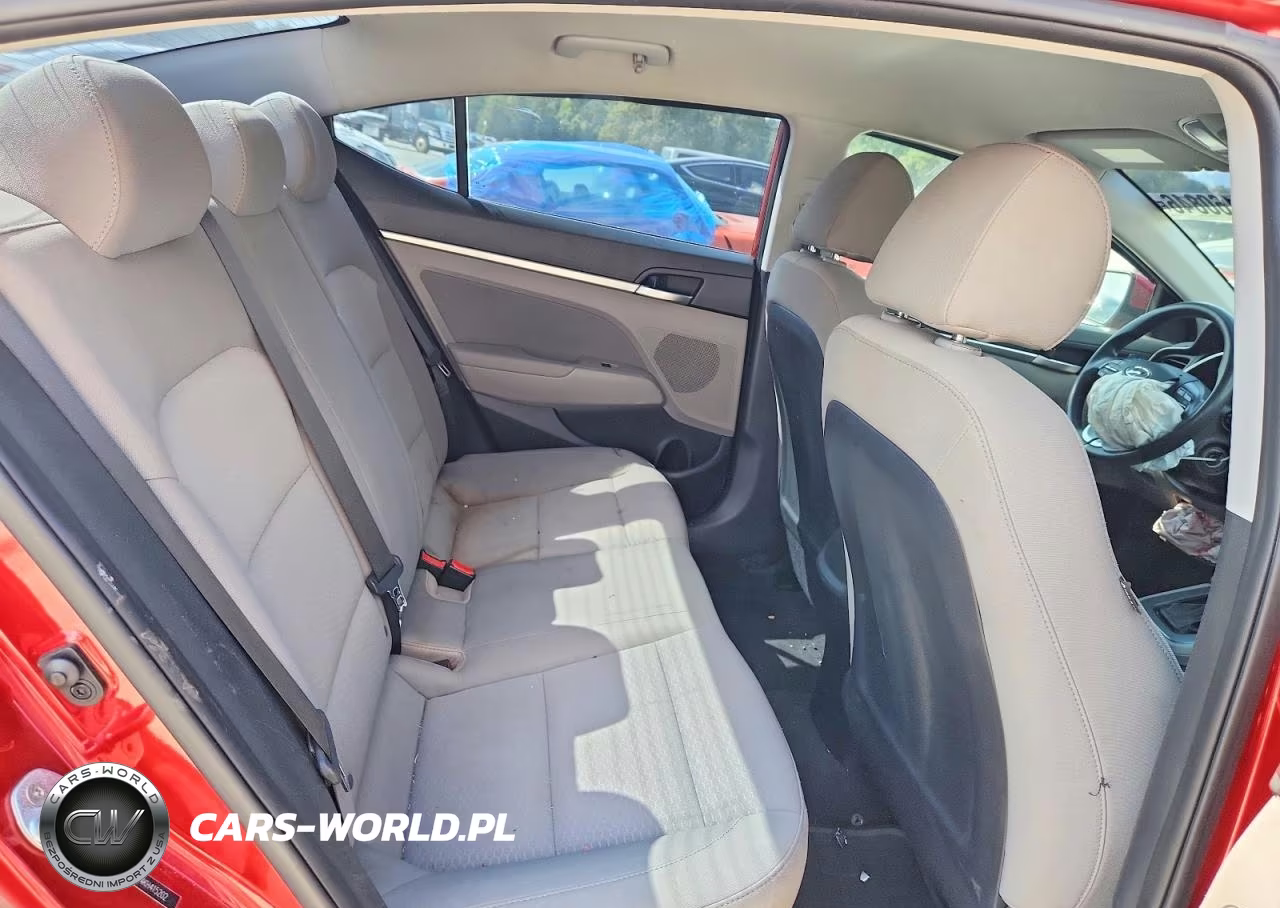 2019 Hyundai Elantra Sel VIN:5NPD84LF4KH415202 - 10