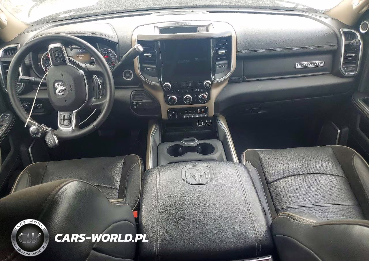 2022 Ram 3500 Laramie VIN:3C63RRJL9NG287610 - 8