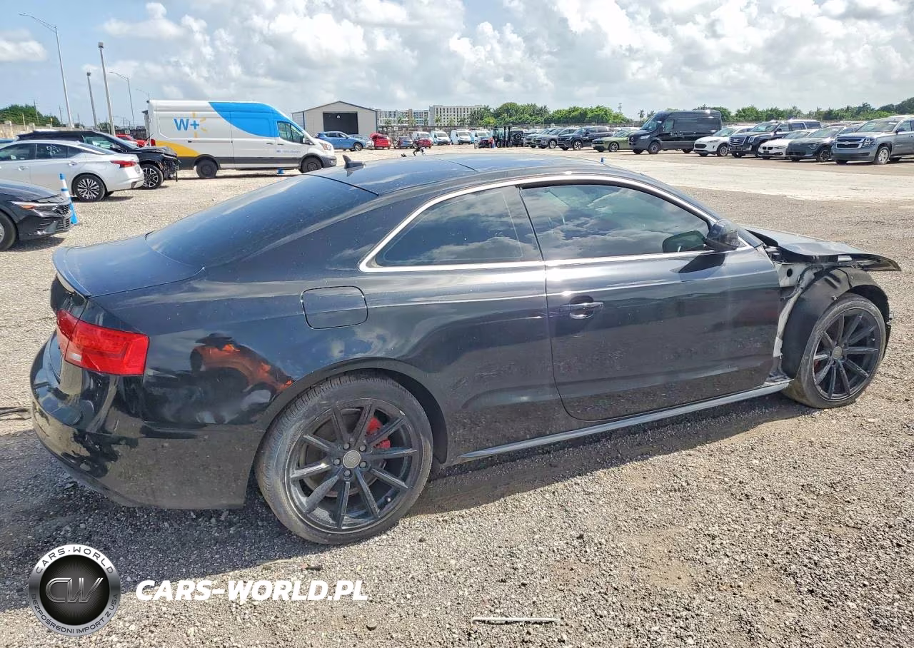 2017 Audi A5 Sport VIN:WAUD2AFR5HA001526 - 3