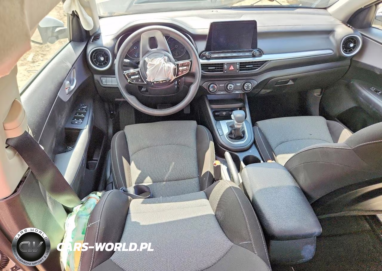2023 Kia Forte Lxs VIN:3KPF24AD9PE657443 - 8
