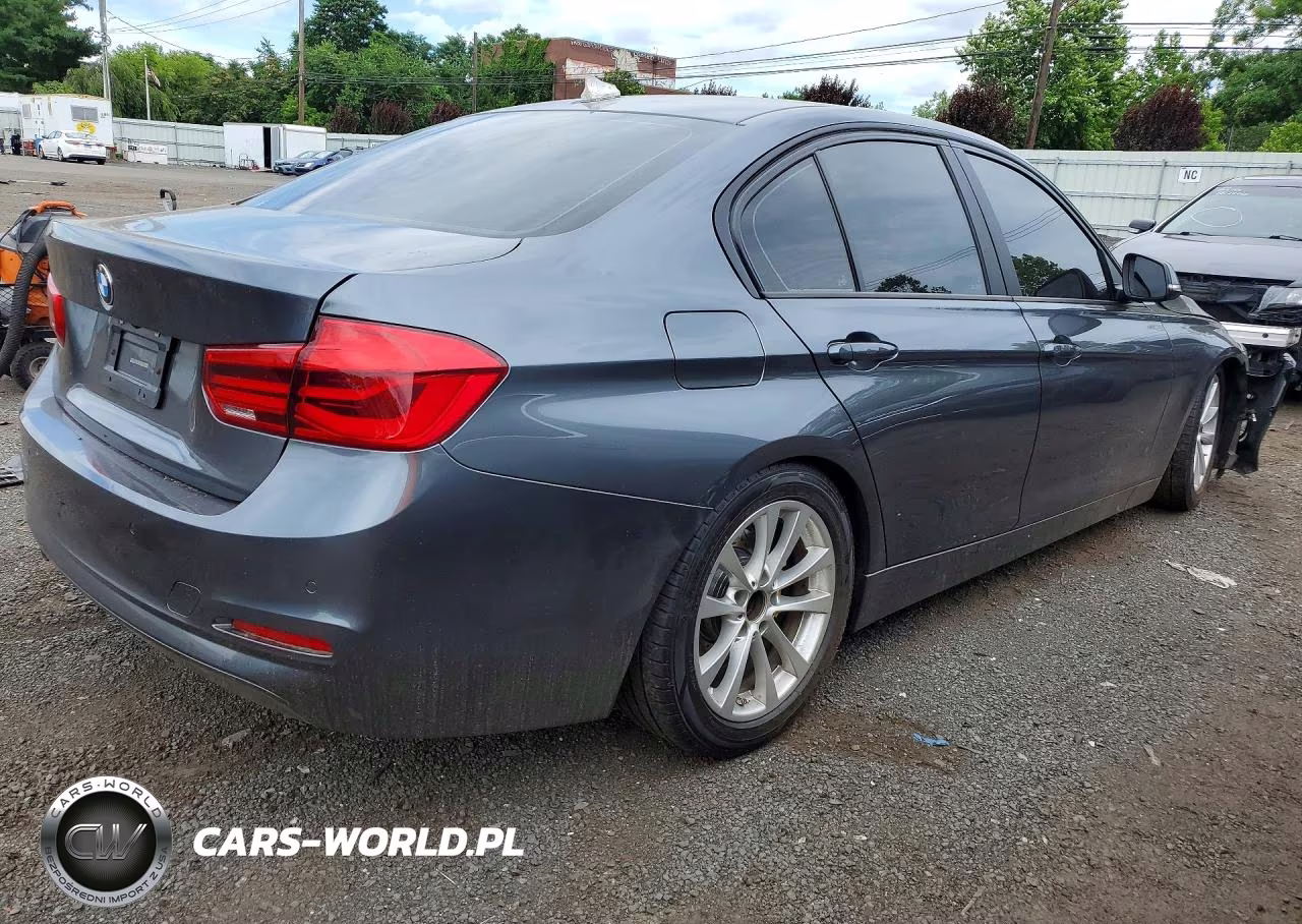 2017 BMW 320 Xi VIN:WBA8E5G34HNU42616 - 3