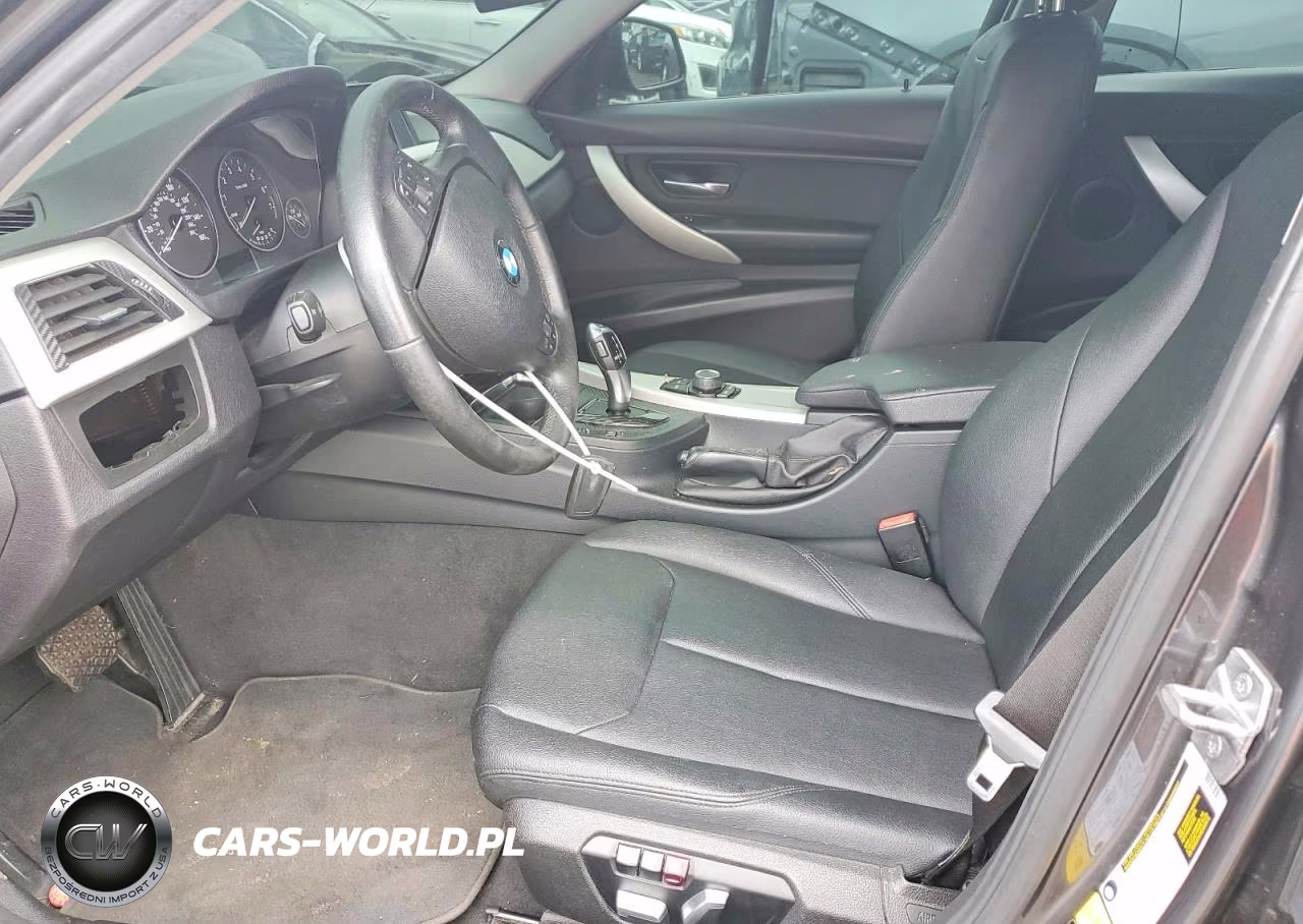 2017 BMW 320 Xi VIN:WBA8E5G34HNU42616 - 7
