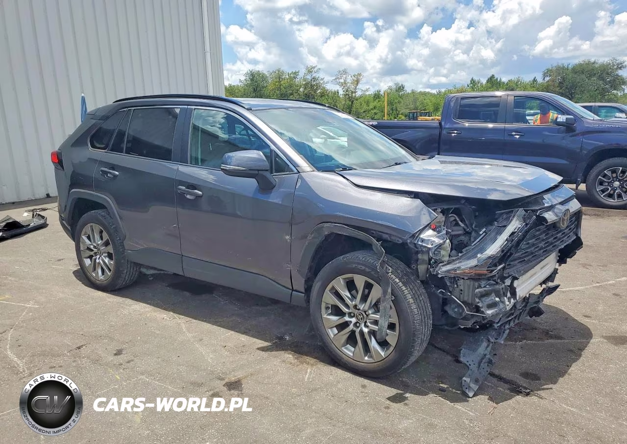 2023 Toyota Rav4 Xle Premium VIN:2T3C1RFV6PC228965 - 4