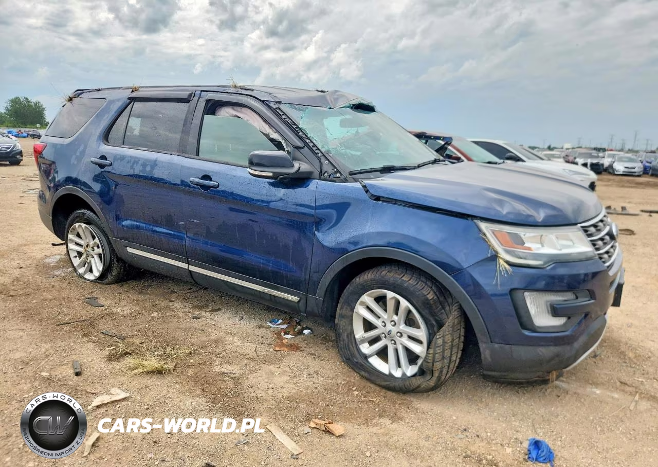 2016 Ford Explorer Xlt VIN:1FM5K7D85GGC35452 - 4