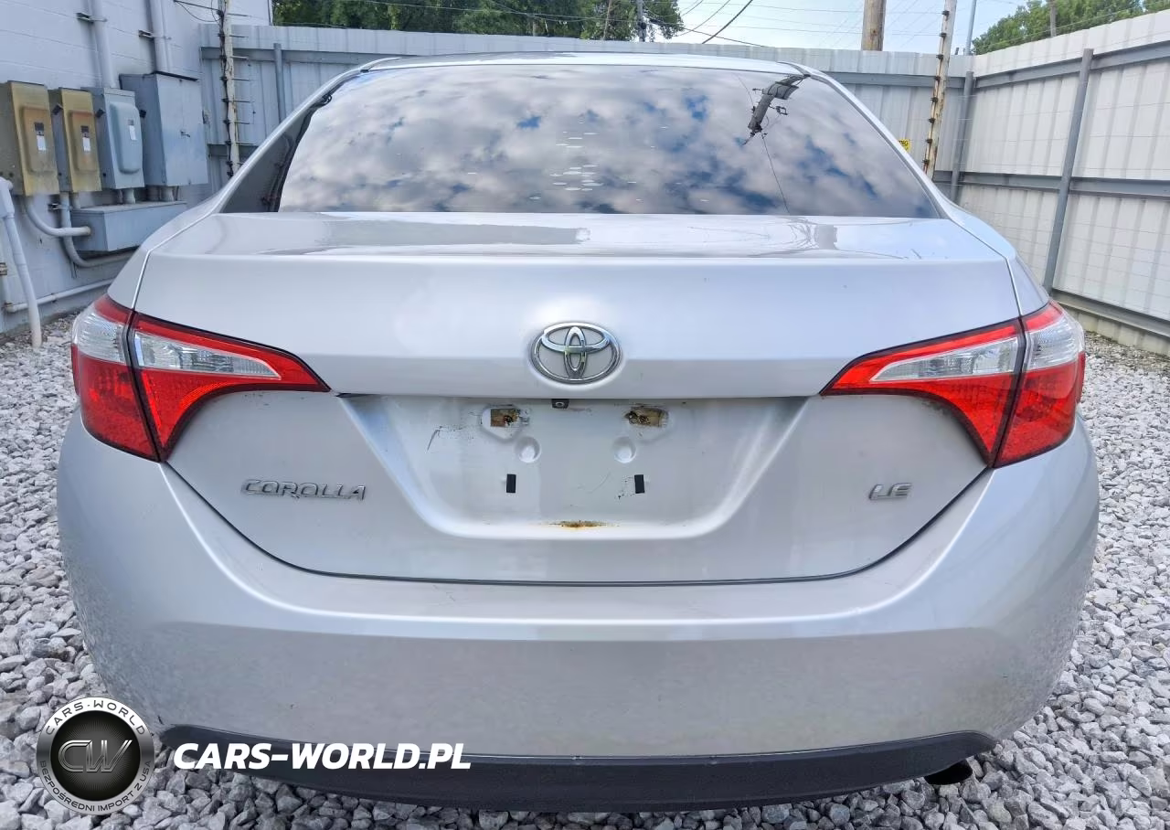 2015 Toyota Corolla Le VIN:5YFBURHE0FP257126 - 6