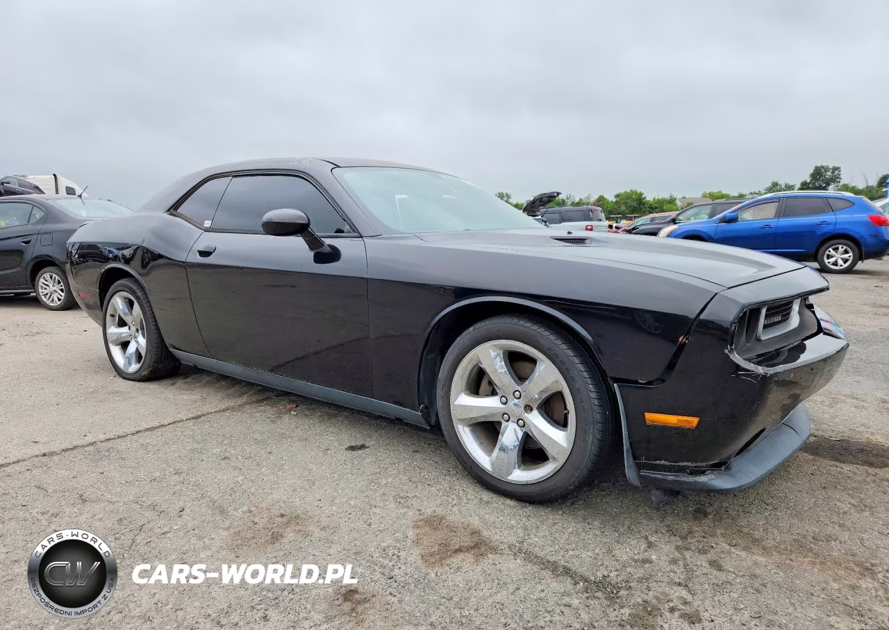 2013 Dodge Challenger Sxt VIN:2C3CDYAGXDH642162 - 4