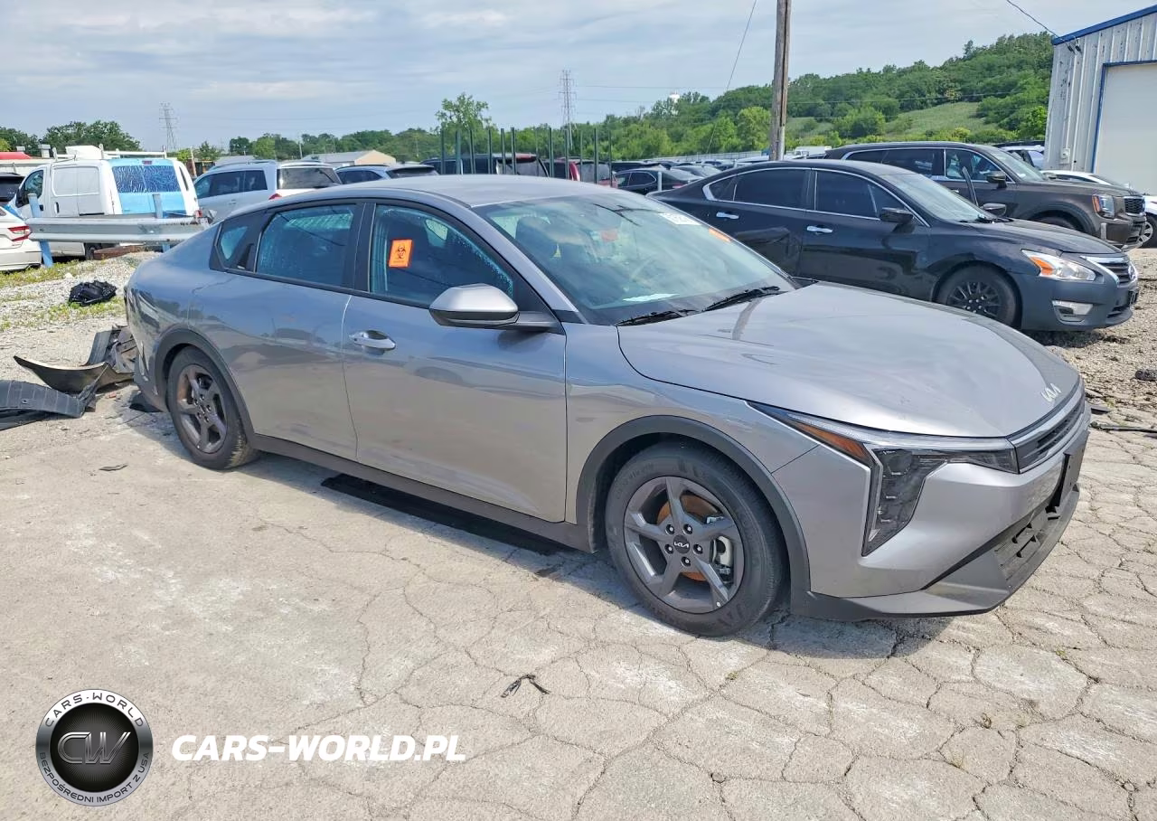 2026 Kia K4 Lxs VIN:3KPFT4DE7TE272944 - 4