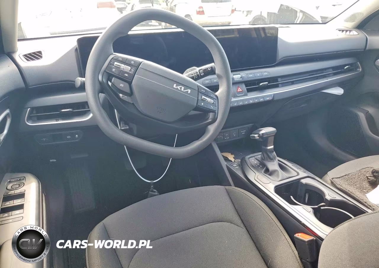 2026 Kia K4 Lxs VIN:3KPFT4DE7TE272944 - 8
