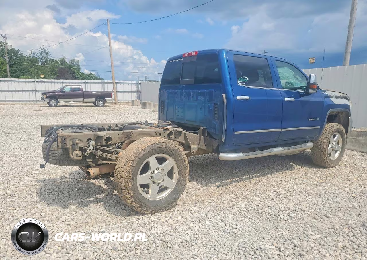 2017 GMC Sierra 2500 Hd Slt C VIN:1GT12TEY7HF179029 - 3