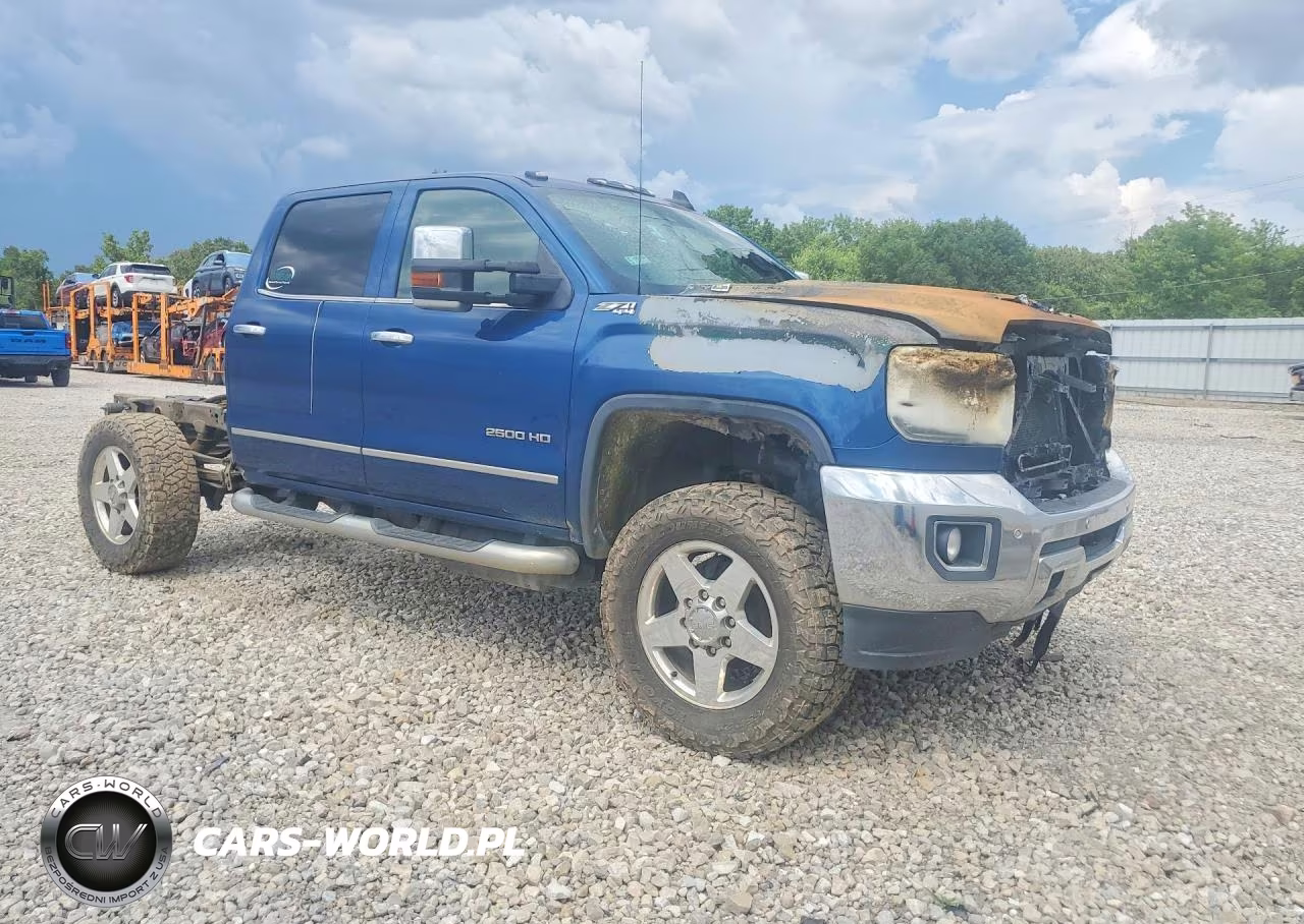 2017 GMC Sierra 2500 Hd Slt C VIN:1GT12TEY7HF179029 - 4
