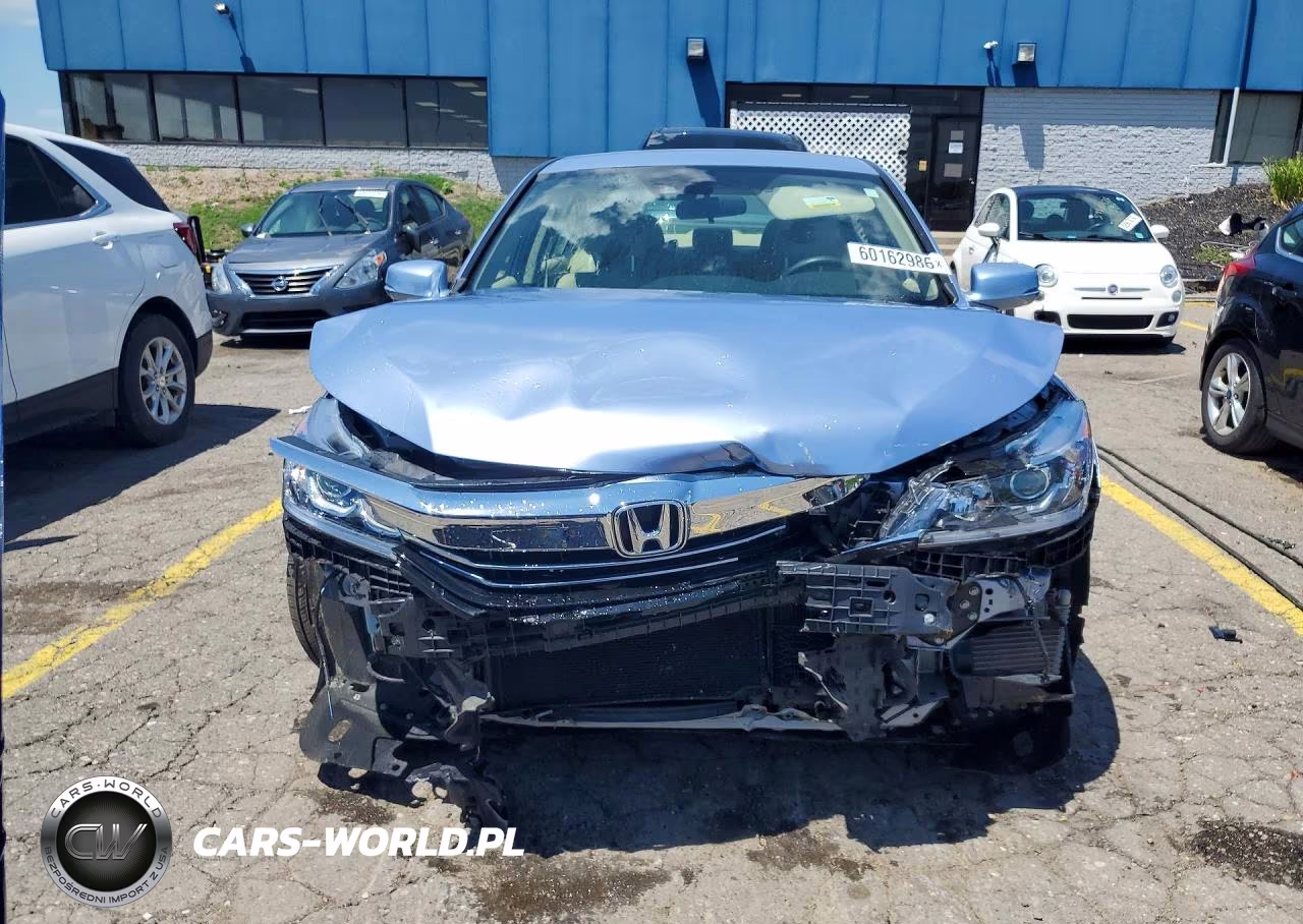 2017 Honda Accord Hybrid VIN:JHMCR6F38HC023011 - 5