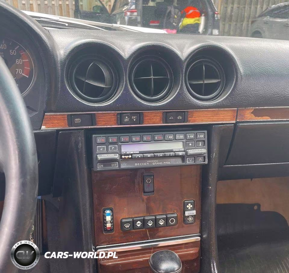 1988 Mercedes-Benz 560 Sl VIN:WDBBA48D5JA084797 - 9