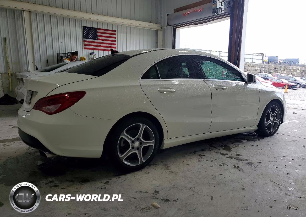 2014 Mercedes-Benz Cla 250 VIN:WDDSJ4EB2EN052561 - 3