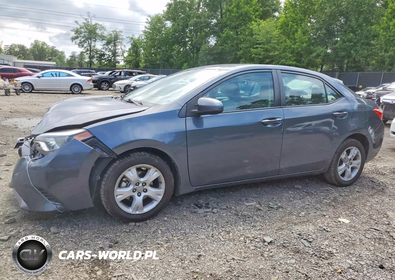 2015 Toyota Corolla Le – zdjęcie 1 z 12