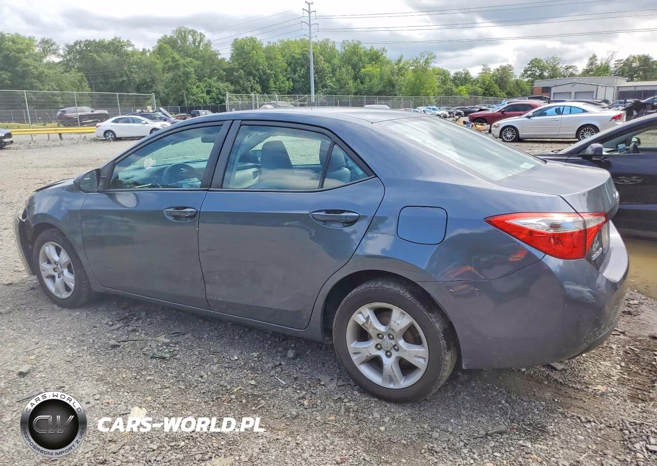2015 Toyota Corolla Le VIN:2T1BURHE7FC236824 - 2