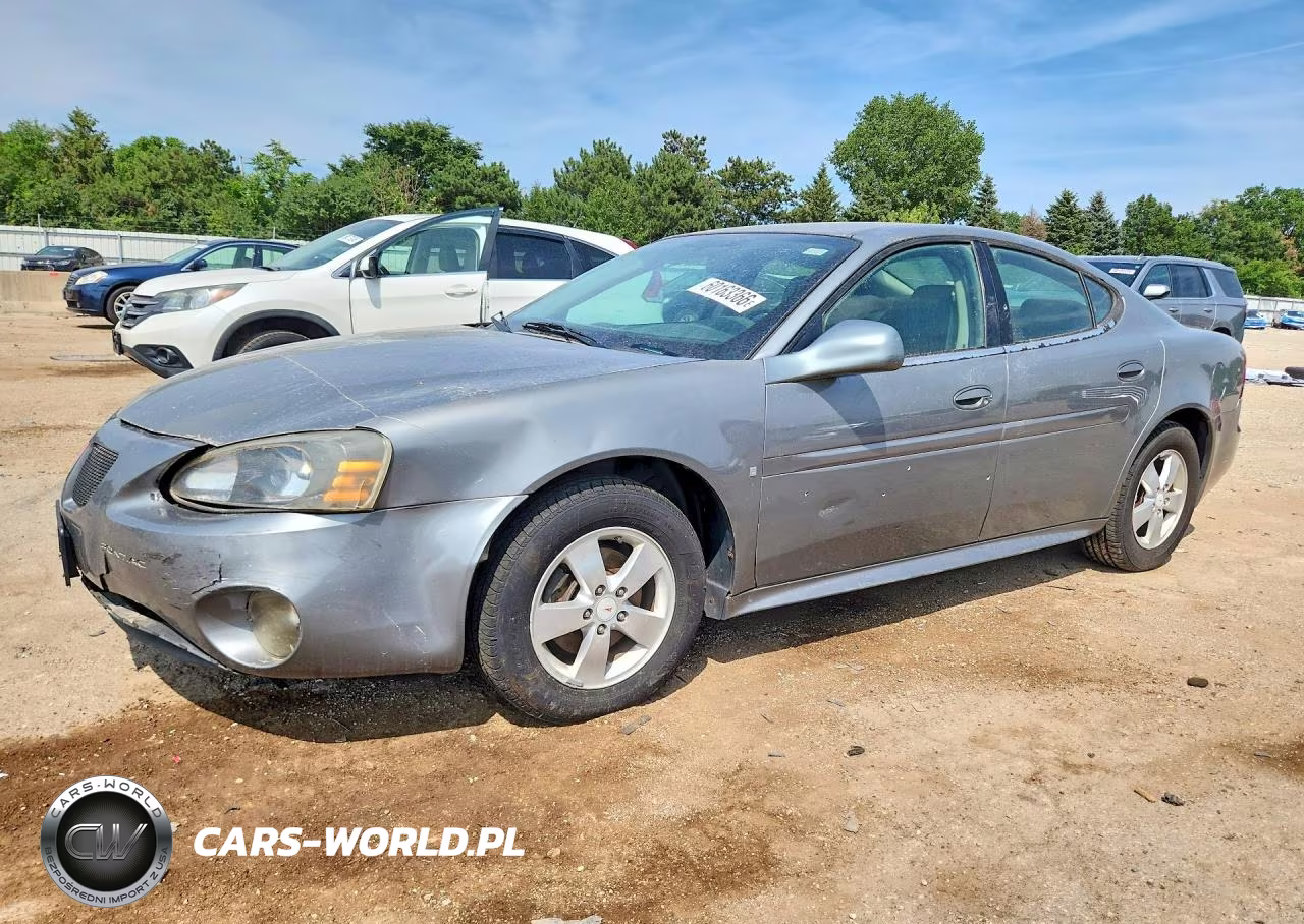 2008 Pontiac Grand Prix – zdjęcie 1 z 12