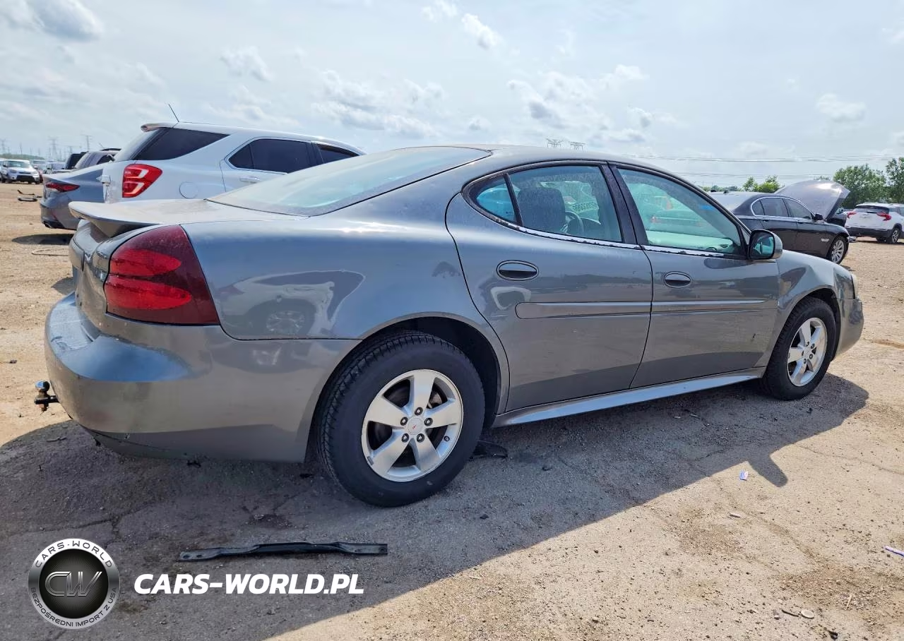 2008 Pontiac Grand Prix VIN:2G2WP552181102943 - 3