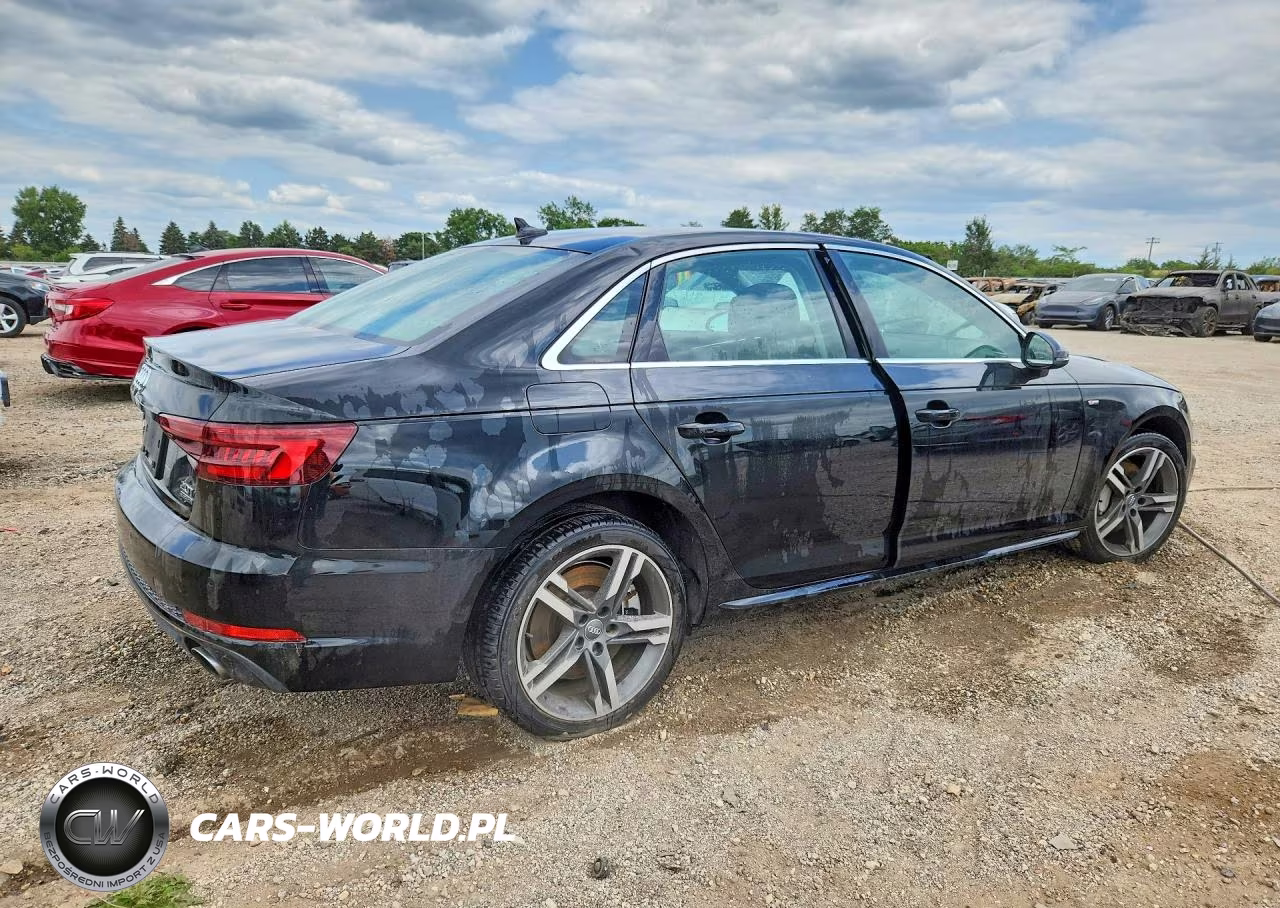 2018 Audi A4 Premium Plus VIN:WAUENAF4XJN017302 - 3