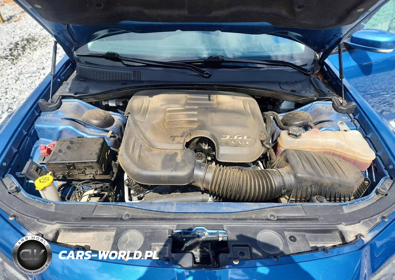 2023 Chrysler 300 Touring L VIN:2C3CCADG0PH556160 - 11