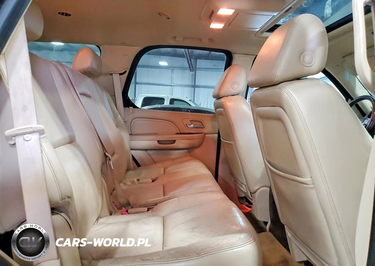 2008 Cadillac Escalade VIN:039929 - 11