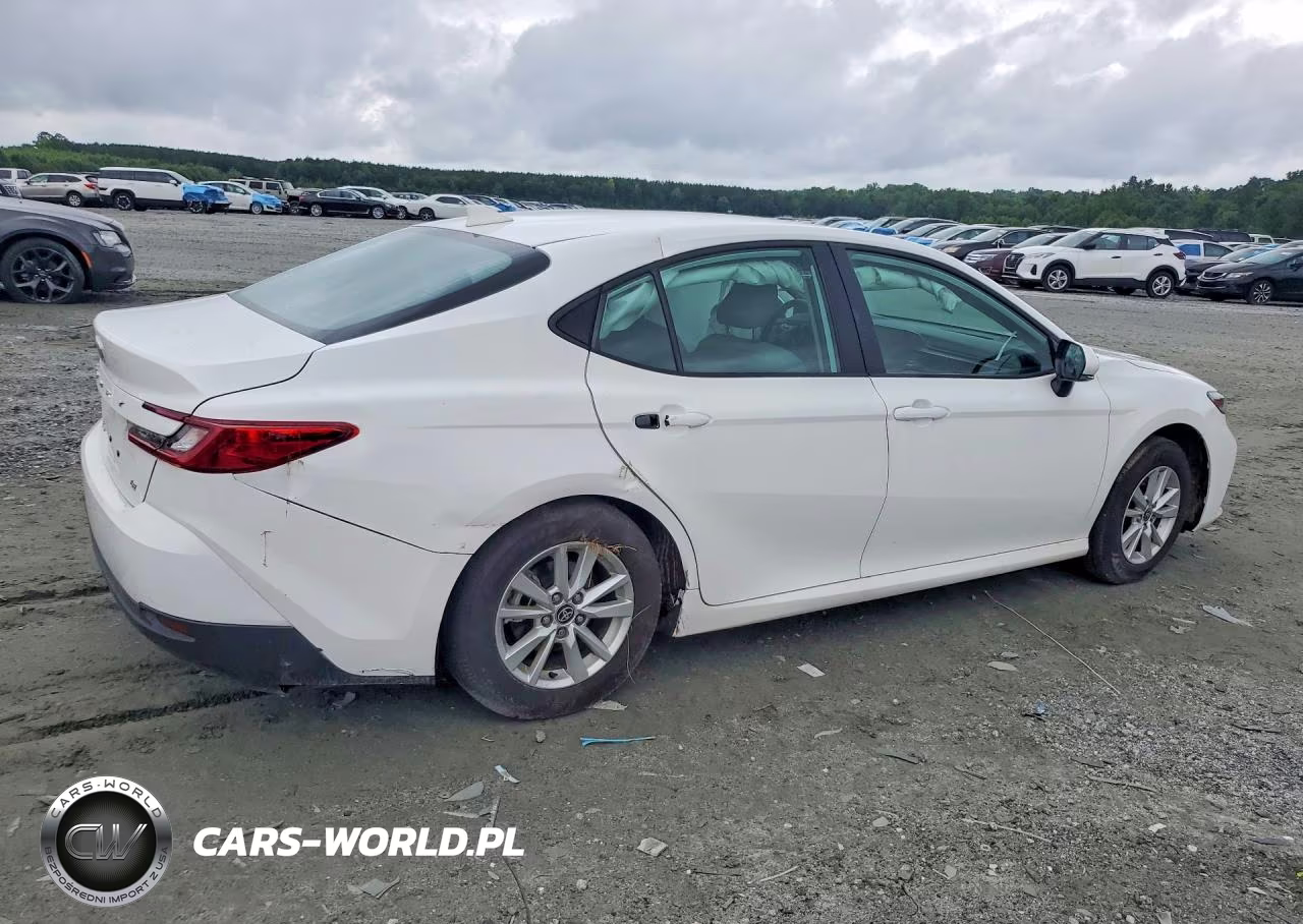 2025 Toyota Camry Le VIN:4T1DAACKXSU160007 - 3