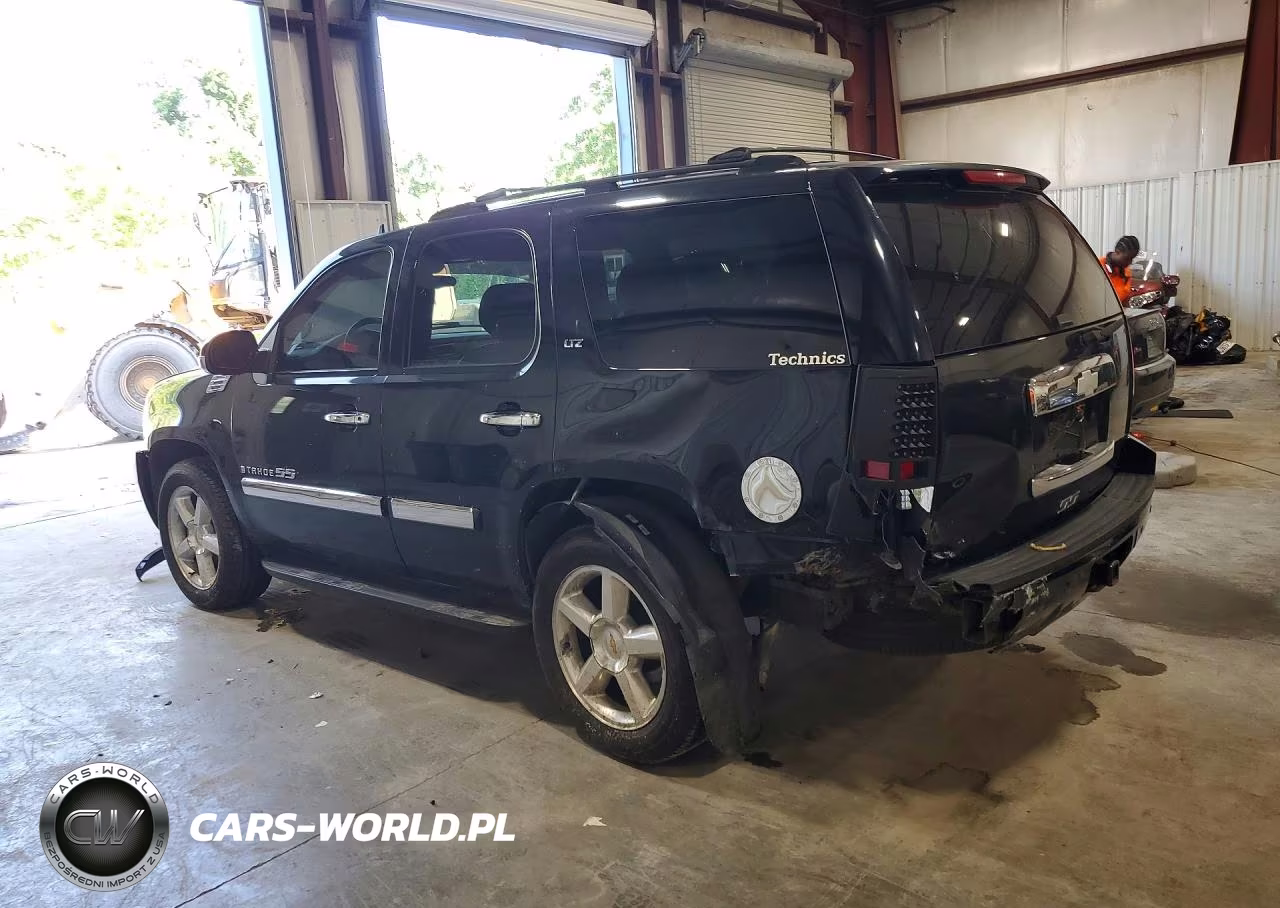 2007 Chevrolet Tahoe K1500 VIN:1GNFK13037R243210 - 2