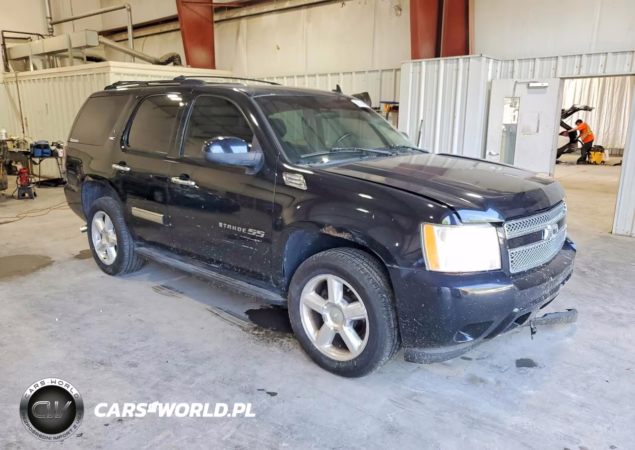 2007 Chevrolet Tahoe K1500 VIN:1GNFK13037R243210 - 4