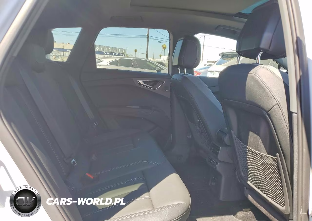 2024 Audi Q4 E-Tron Premium Plus VIN:WA1LUBFZ1RP084606 - 11